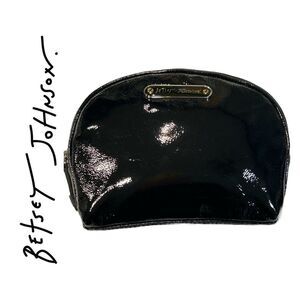Betsey Johnson Black‎ Patent Faux Leather Cosmetic Case